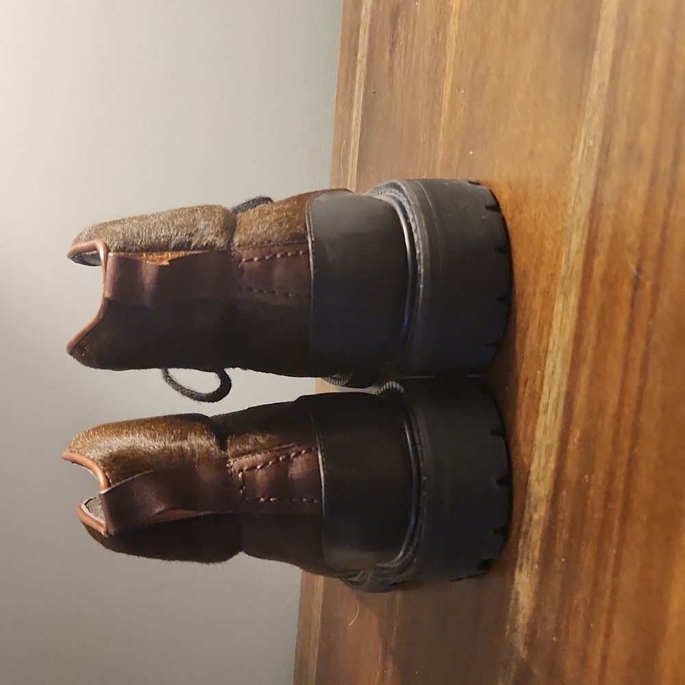 Boots by Saks Fifth Avenue - Picture 9 of 10
